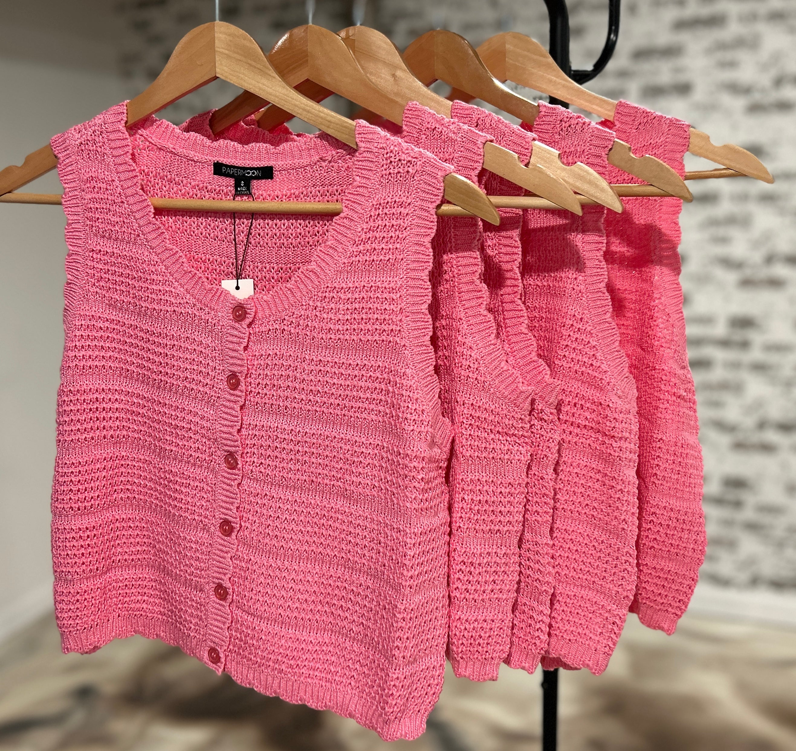 Pink cropped knit tank